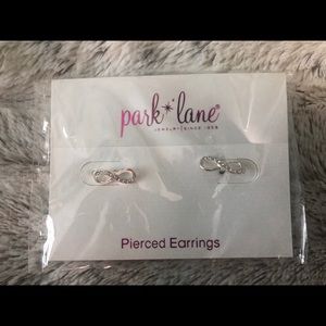 Infinity earrings
